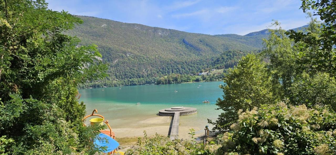 L'Azure Hotel Novalaise Luaran gambar