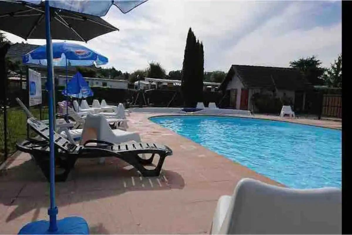 L'Azure Hotel Novalaise Luaran gambar